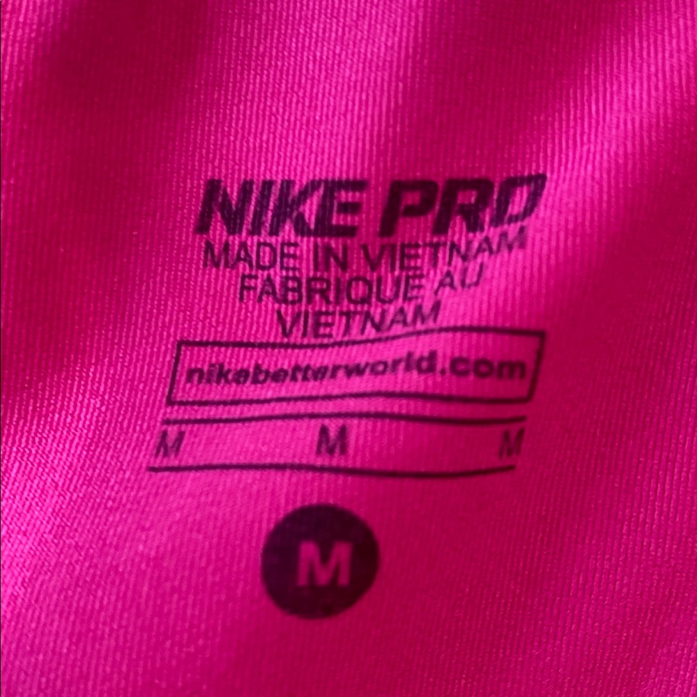 Nike Pro Fuchsia and yellow girls shorts  size medium good condition - Picture 8 of 16